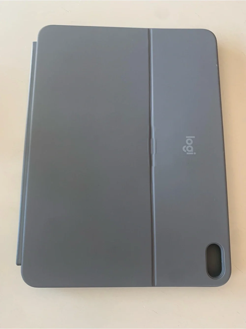 Logitech Combo Touch Keyboard Case for iPad Air 11-inch (M2) - Dark Gray